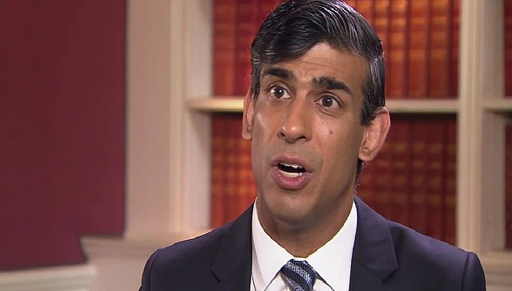 UK Officially in Recession For the First Time in Eleven Years by Raphael Bichene