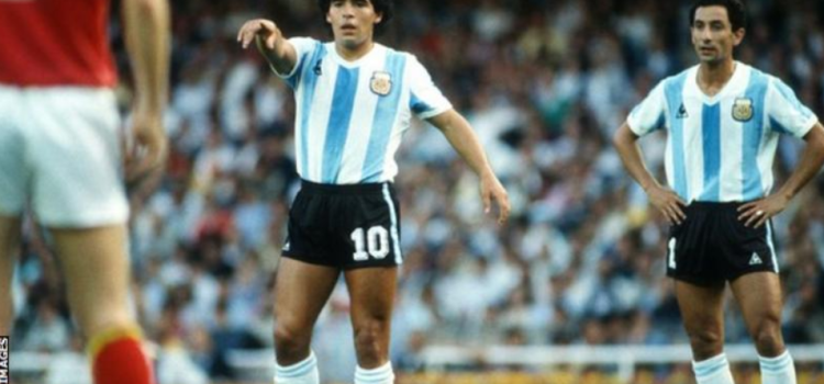 Tributes Pour in For Diego Maradona as Three Days of Mourning Begin by Raphael Bichene